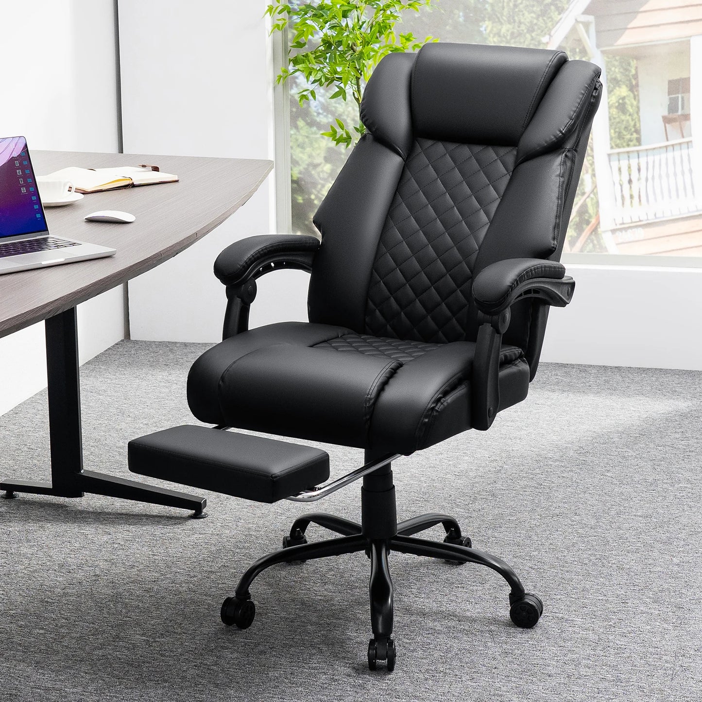 Black Massage Office Chair Foot Rest Heat 7 Points Vibration Ergonomic Executive Office Chair W/ Footrest Reclining Home Office